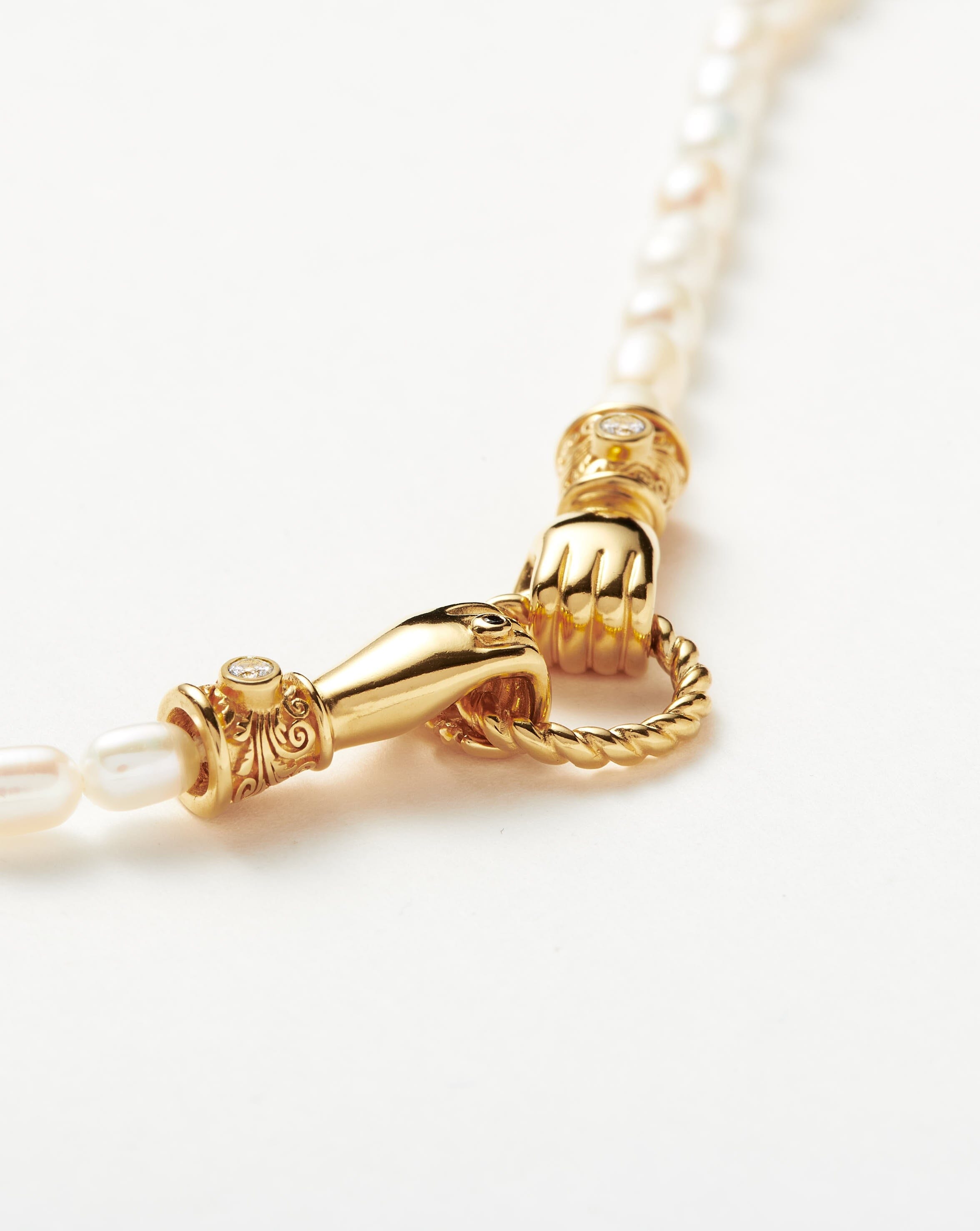 Pearl Bracelet - 18k Gold Plated/Pearl & Black Onyx